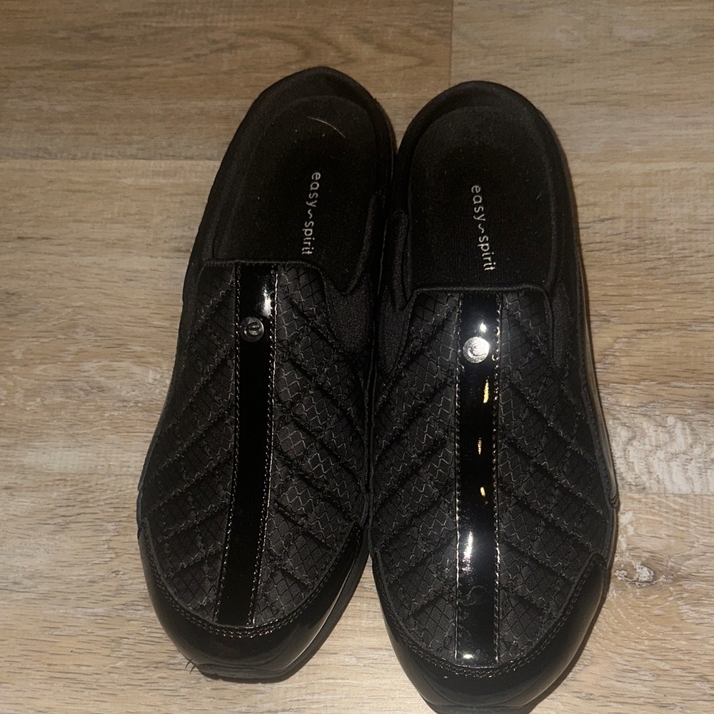 Easy Spirit Women’s Quilted Black Slip-Ons